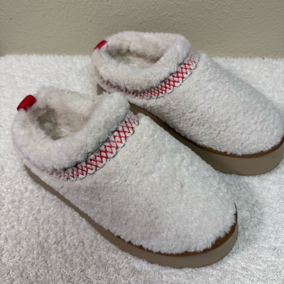 Sherpa Teddy Cream Platform Slippers Clogs EUC - Picture 2 of 11